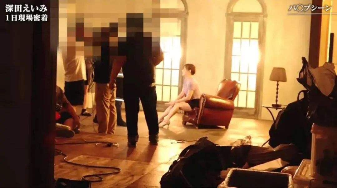 女优的一天:14小时赶三场,幕后内情让人唏嘘【转载】