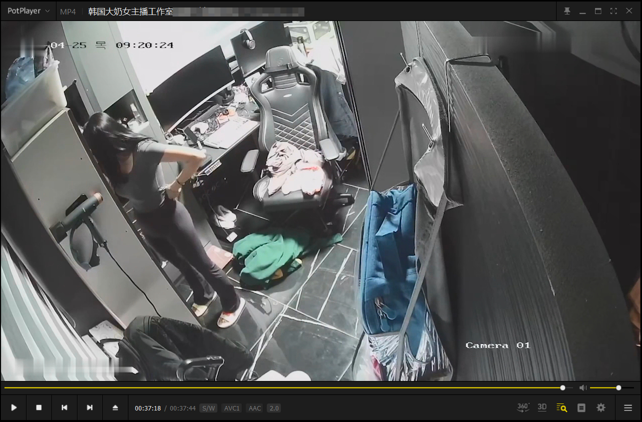 「求出处」韩国妹子在工作室监控下的生活